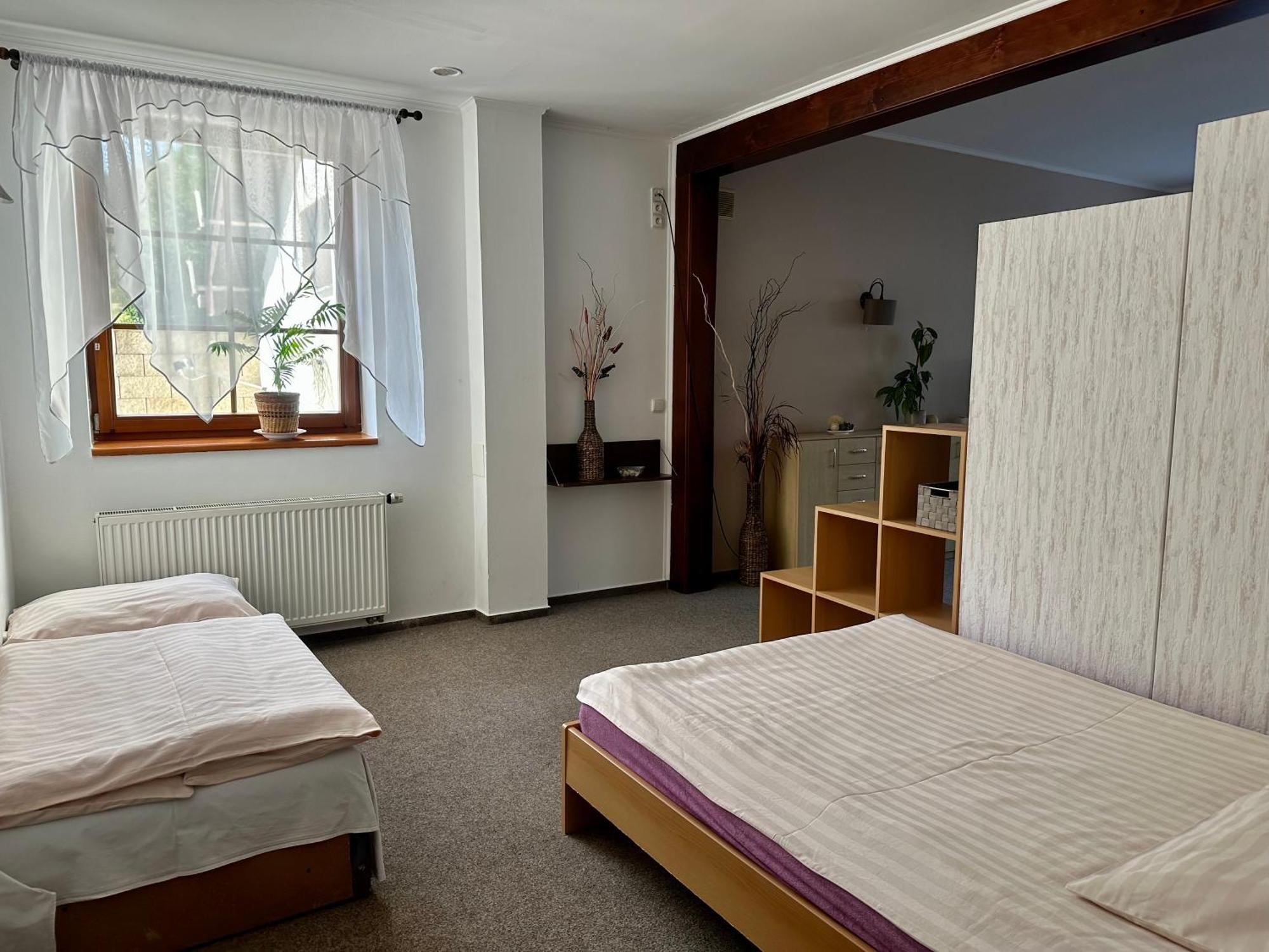 Pod Klicem Hotell Svor Eksteriør bilde